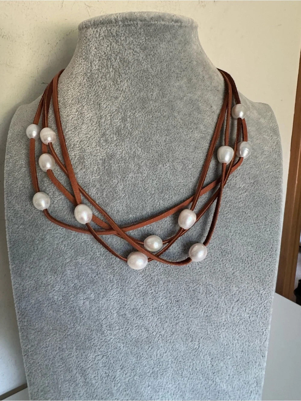 Sundance Brown Suede Leather Multi-Strand Necklace with White Pearls NEW - Picture 2 of 9